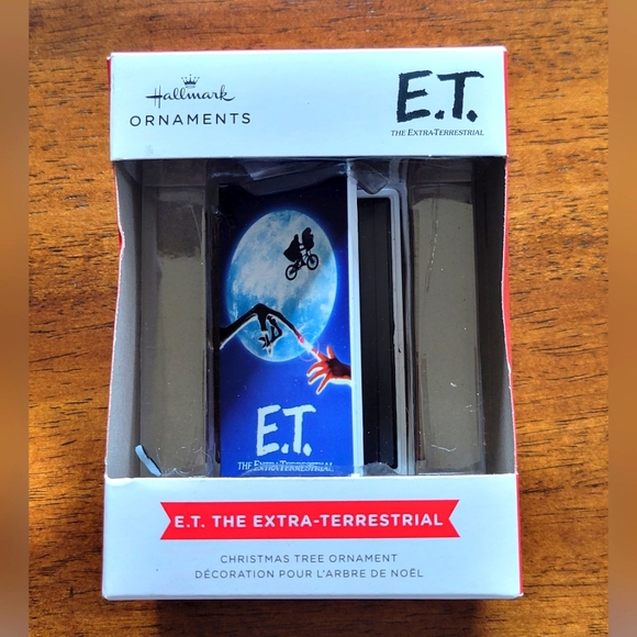 Vintage and Hallmark ET Set - Picture 6 of 9